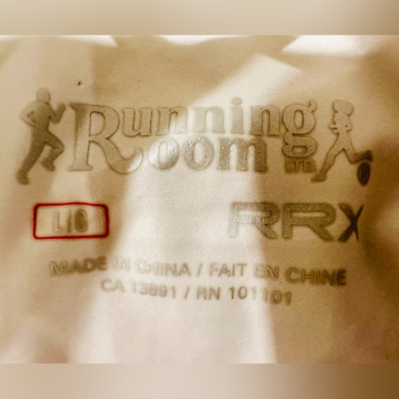 Running Room Ladies Spring Running jacket - Picture 2 of 2